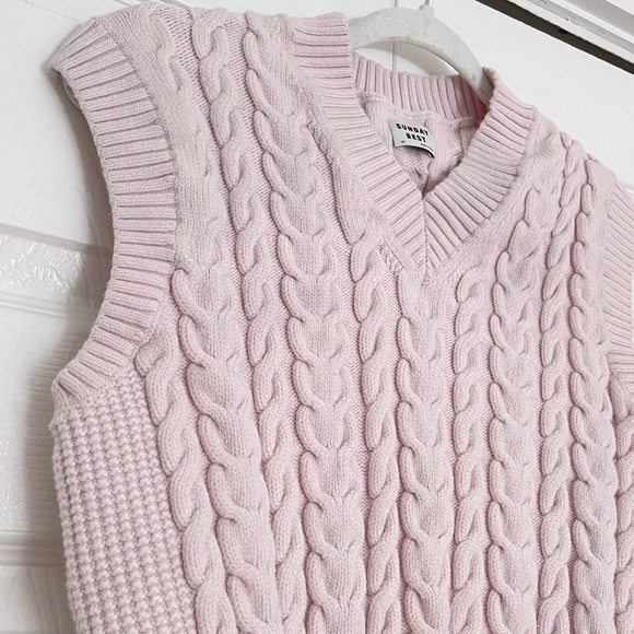 Aritzia Sunday Best winston Pink sweater vest - Picture 4 of 9